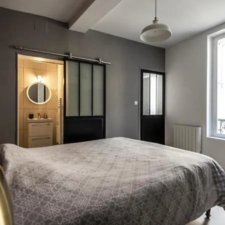 Hyper Centre, Avenue De Champagne à 200 Mètres Épernay